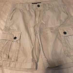 American Eagle Cargo Shorts sz 33 Light Khaki